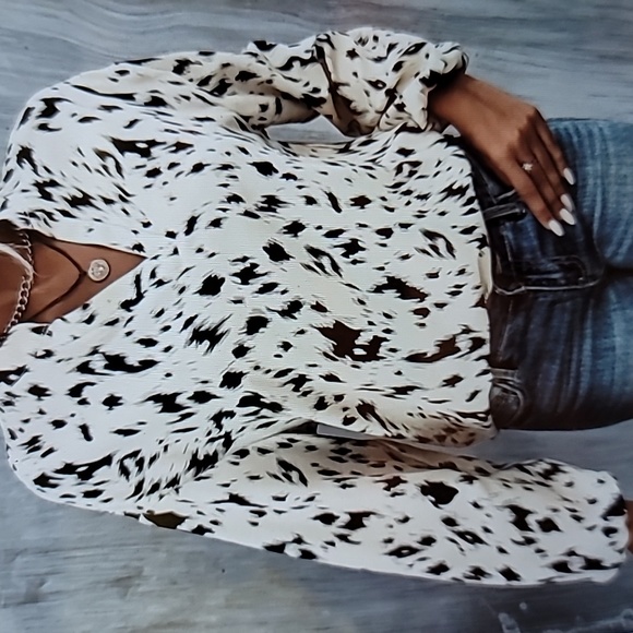 #18 V-Neck Leopard Print Blouse. NWOT - Picture 5 of 6